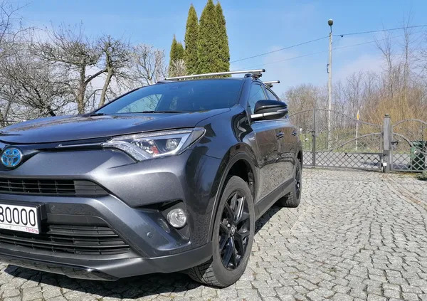 podkarpackie Toyota RAV4 cena 95900 przebieg: 90700, rok produkcji 2017 z Przeworsk